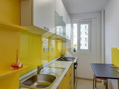 Romancierilor apartament 2 camere mobilat si utilat langa metrou